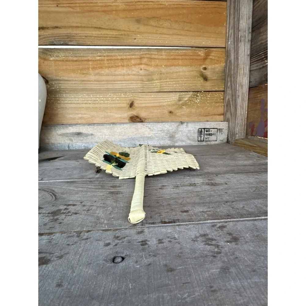Old‎ Time Jamaican Hand Fan Souvenir Hand-made Straw Jamaican Decor